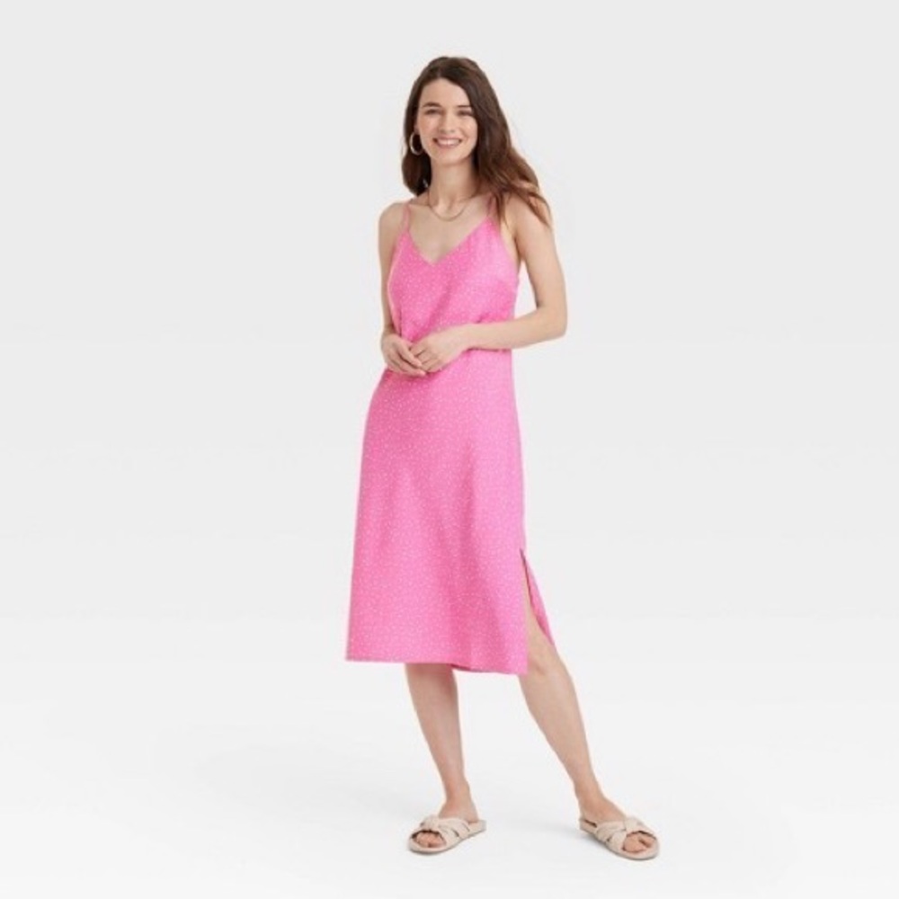 BRAND NEW| A New Day V-Neck Pink Polka Dot Slip Dress 💗